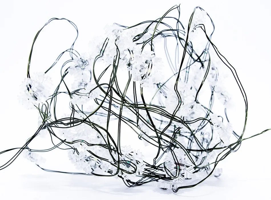 DECOLED LED světelný řetěz na baterie vločky, ledově bílá, 50 diod, 5,3 m, IP44