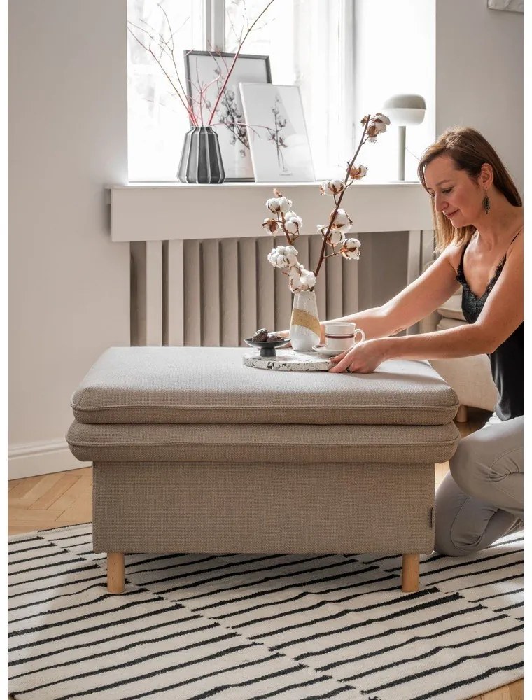 Svetlohnedá podnožka Simon – Miuform