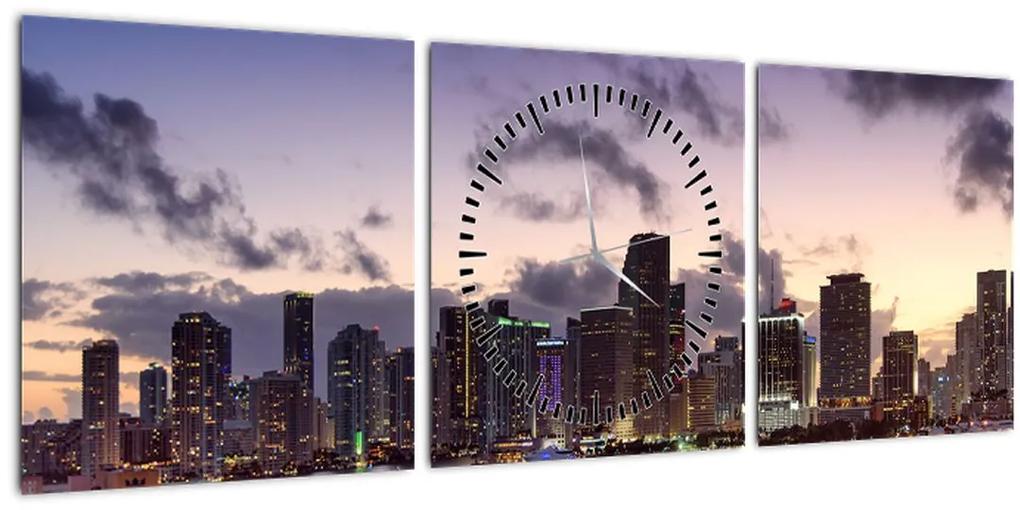 Obraz metropoly s mrakodrapmi (s hodinami) (90x30 cm)