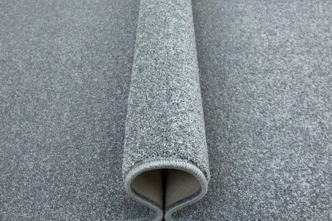 Metrážny koberec BRIGHTON 275 sivý