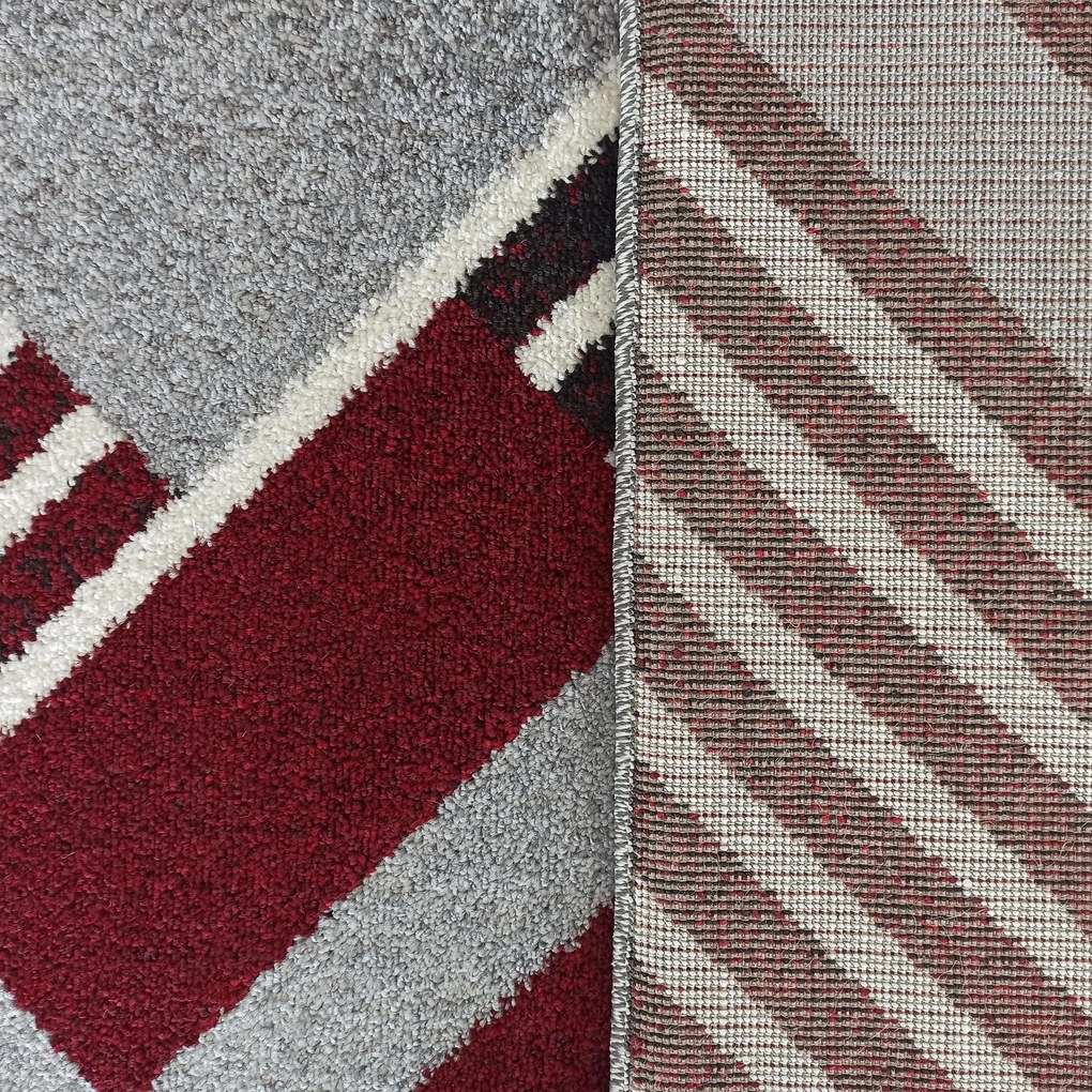 DY Sivo-červený koberec s geometrickým vzorom Otto 03 Rozmer: 200x290 cm