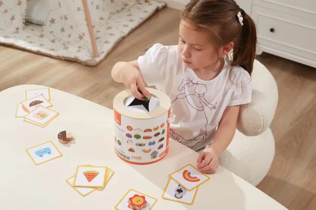 Hra Viga 44658 dotkni sa a nájdi