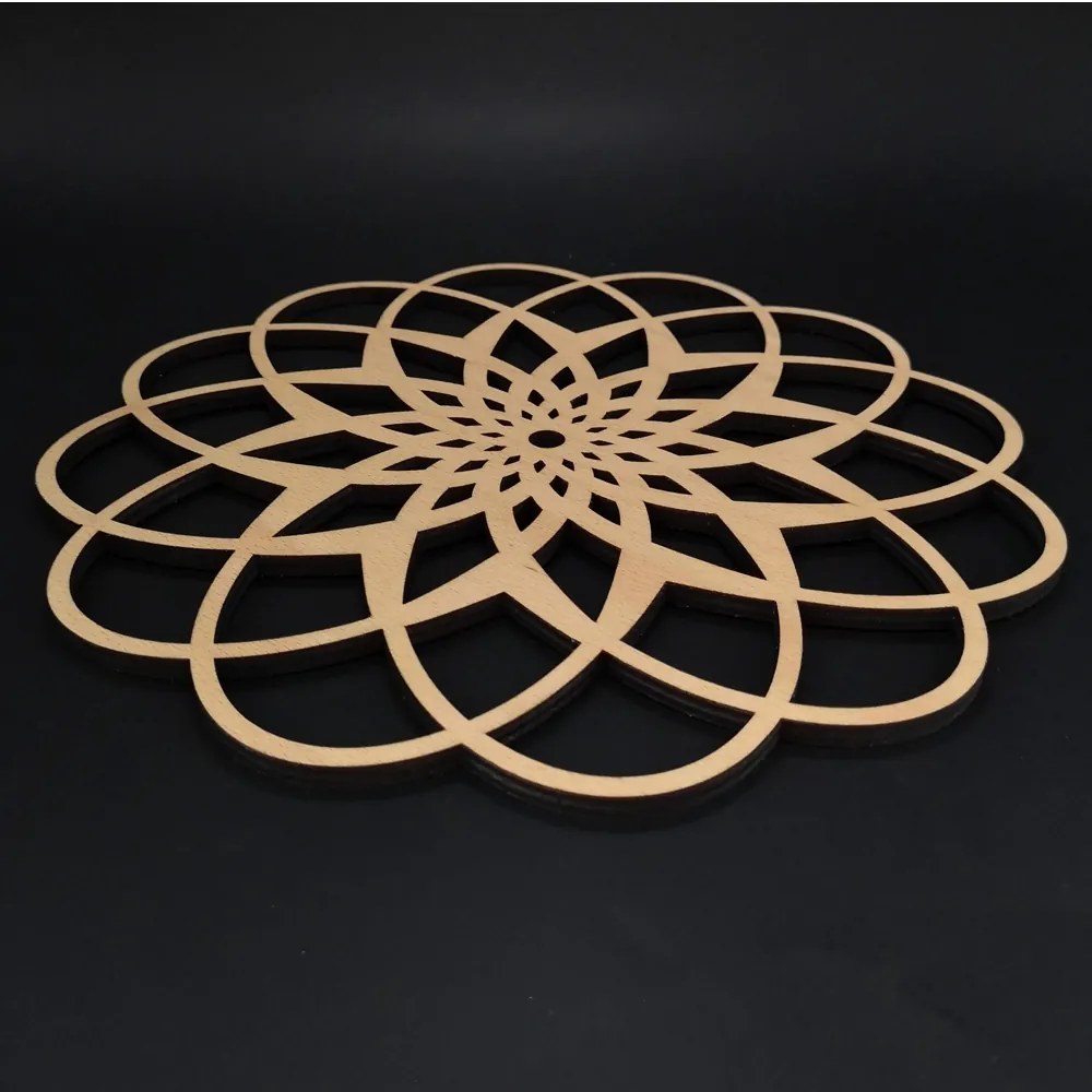 AMADEA Drevené prestieranie okrúhle mandala, masívne drevo, priemer 33 cm