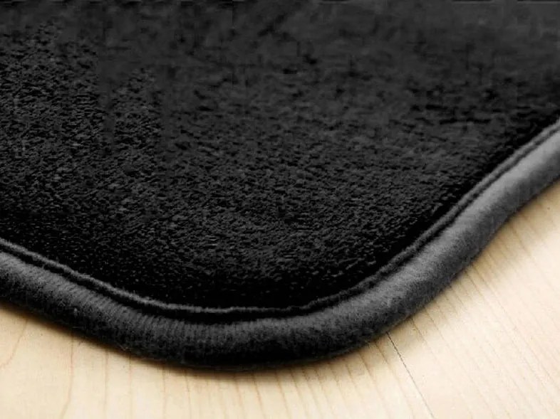 TZ Čierny jednofarebný obdĺžnikový koberec Polar Rozmer: 120x160 cm