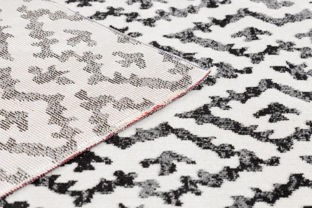 Moderný koberec MUNDO E0621 geometrický outdoor béžový / čierny