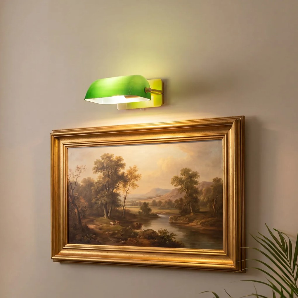 Klasická nástenná lampa mosadz s zeleným sklom - Banker