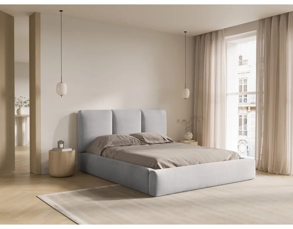 Svetlosivá čalúnená dvojlôžková posteľ s úložným priestorom s roštom 160x200 cm Brody – Mazzini Beds