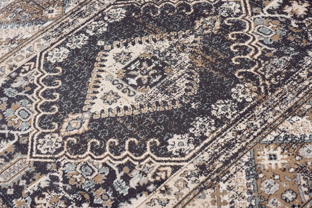 Antracitový obdĺžnikový koberec Dubai CHU – polypropylén Rozmer: 60x100 cm