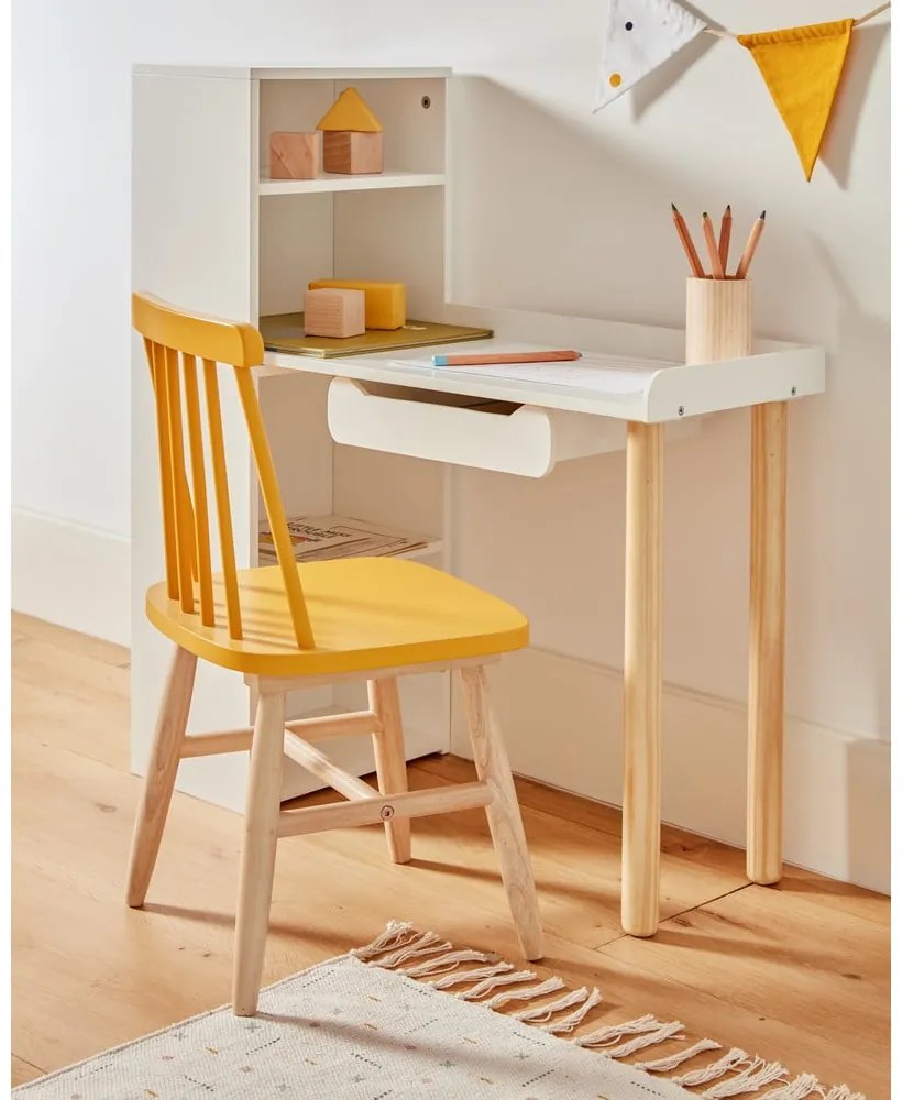 Drevený stojan na ceruzky Kave Home Dilcia