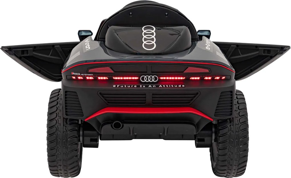 Ramiz Audi RSQ E-TRON vozidlo Sivá