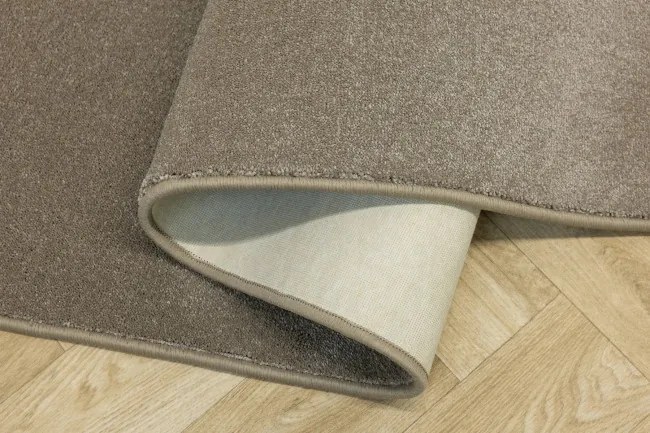 Metrážný koberec Grandeur 92 béžový