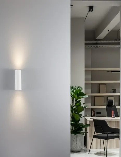 LED nástenné svietidlo Nosa 56 biele