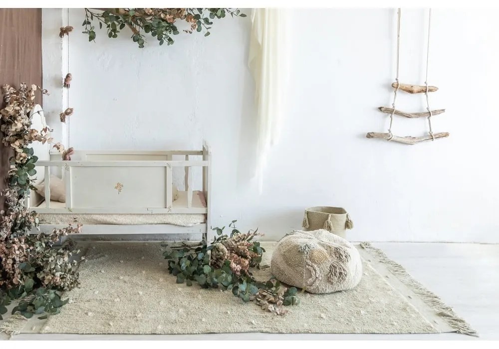 Svetlozelený prateľný ručne tkaný bavlnený koberec 140x200 cm Woods Symphony Olive – Lorena Canals