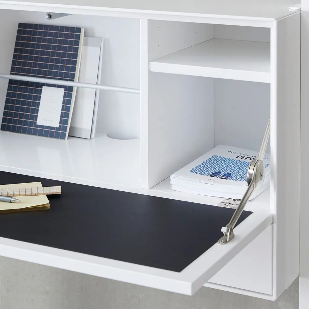 Biely policový systém s multifunkčnou skrinkou Edge by Hammel