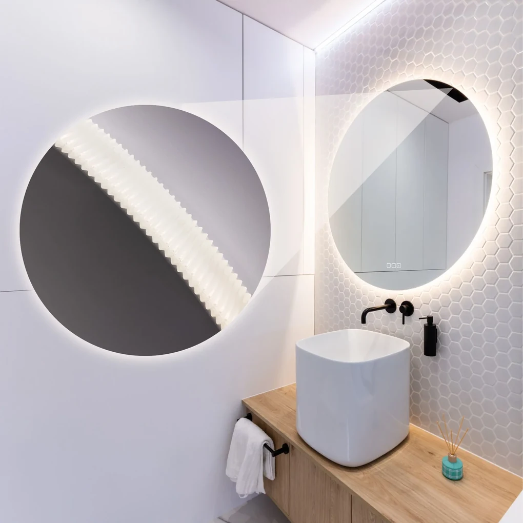 Rea Round, okrúhle LED zrkadlo s ryhovaným rámom 60 cm + bluetooth, HOM-06509