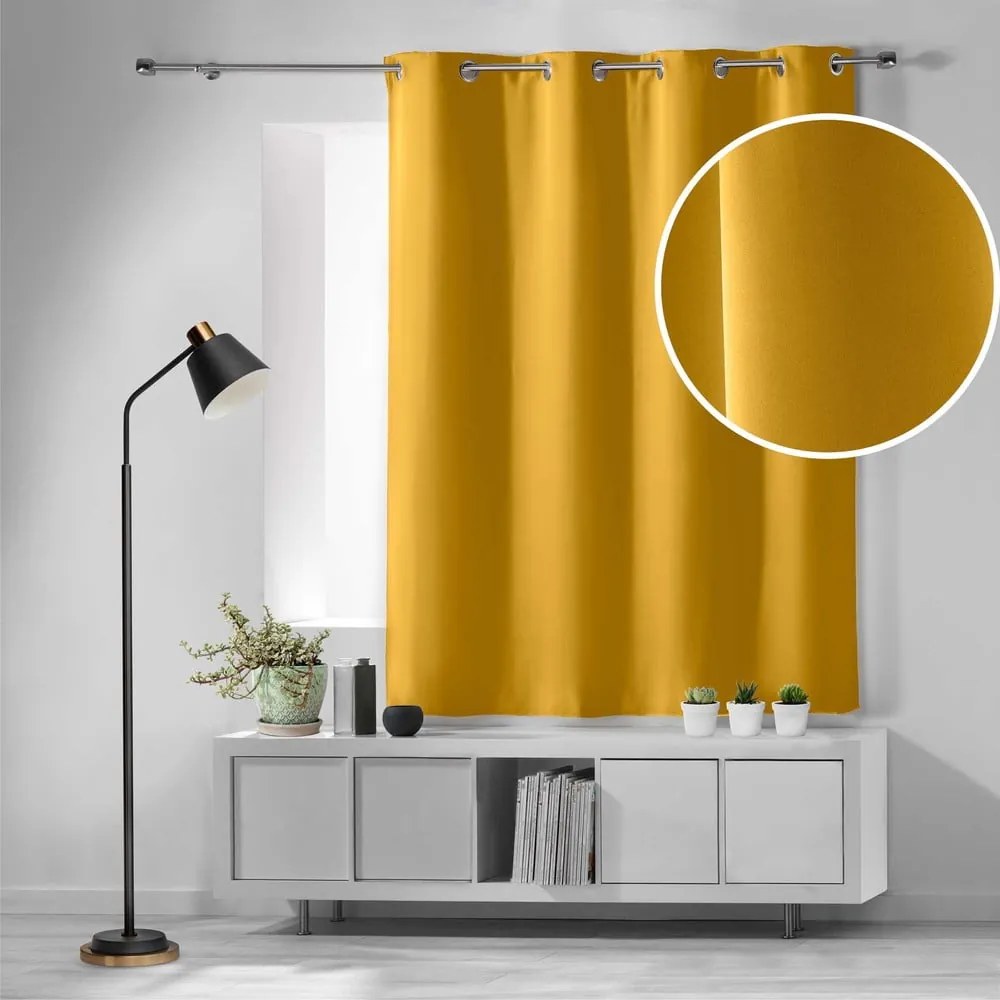 Žltý zatemňovací záves 135x180 cm Occult – douceur d'intérieur