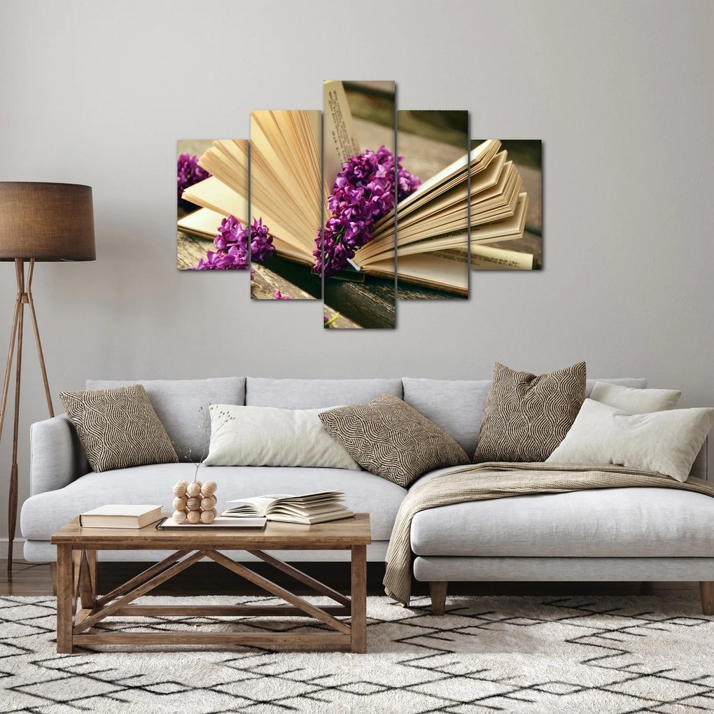 Obraz knihy a fialovej kvetiny (150x105 cm)