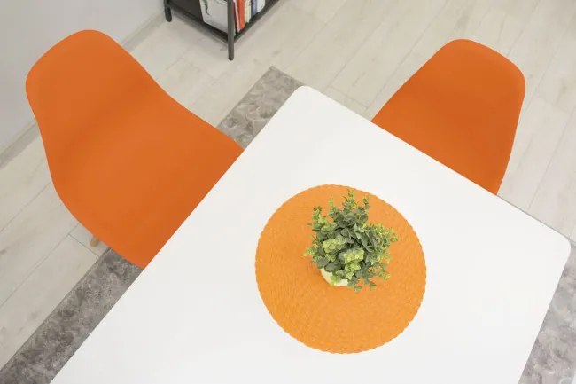 Jedálenská stolička OSAKA oranžová (hnedé nohy)