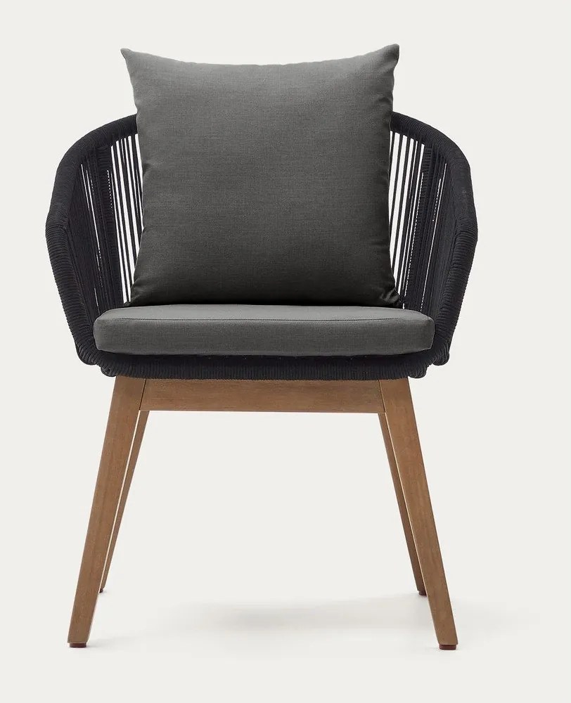 Čierne drevené záhradné kreslo Portalo – Kave Home
