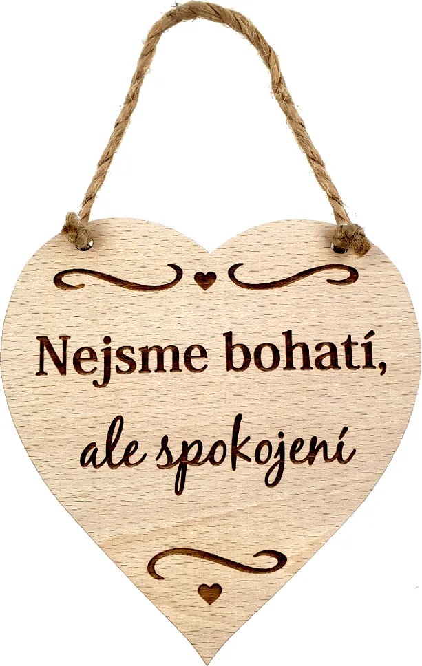 AMADEA Drevené srdce s textom Nie sme bohatí, ale spokojní, masívne drevo, 16 x 15 cm