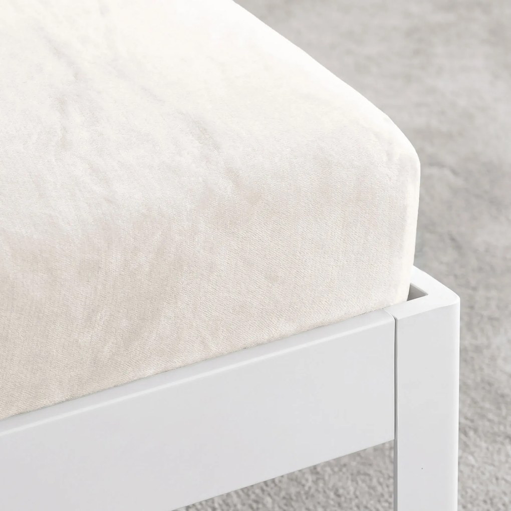 Goldea mikroplyšová elastická plachta deluxe – slonová kosť 90 x 200 cm