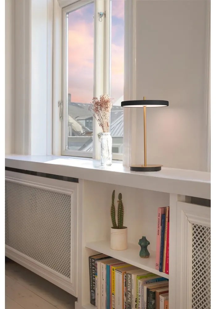 Čierna LED stolová lampa so stmievačom s kovovým tienidlom (výška 31 cm) Asteria Move – UMAGE