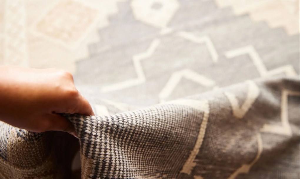 Diamond Carpets India, Ručne viazaný kusový koberec Heriz Wood DE 2005 Grey Mix, 240x300, béžová, chodba / predsieň