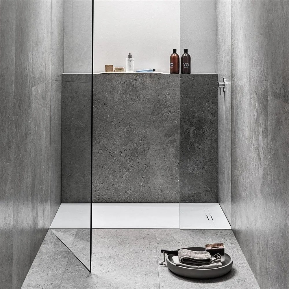 GEBERIT Sestra obdĺžniková sprchová vanička z kamennej živice, 900 x 1700 x 40 mm, protišmyk, biela/bridlicová štruktúra, 550.229.00.2