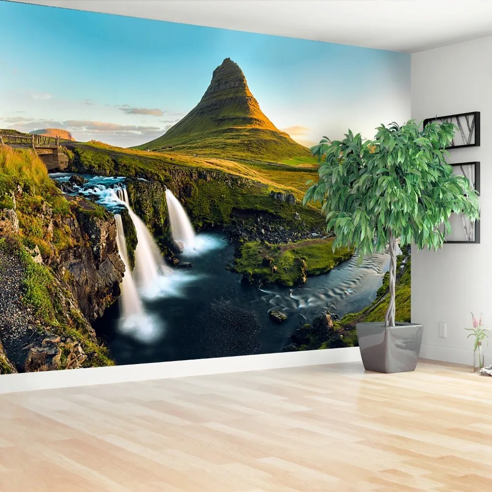 Fototapeta Vliesová Mount kirkjufell 152x104 cm