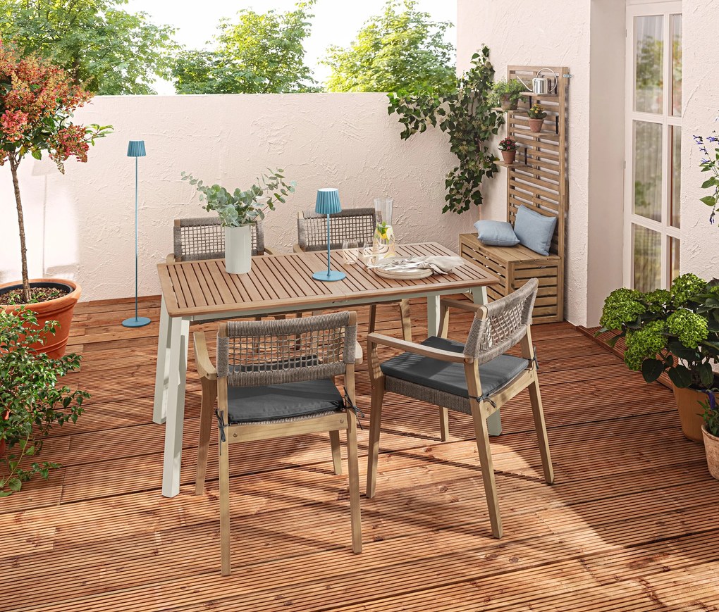 Stohovateľná jedálenská stolička vrátane vankúšika na sedenie