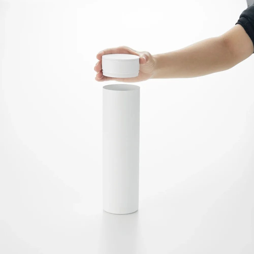 Kovový box na vreckovky Tower – YAMAZAKI