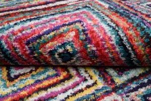 TA Koberec 0973A HNEDÁ D.TYRKYSOVÁ SALSA