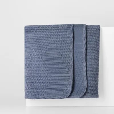 Prehoz na posteľ v tmavosivej farbe HYPNOSE 180x200 cm