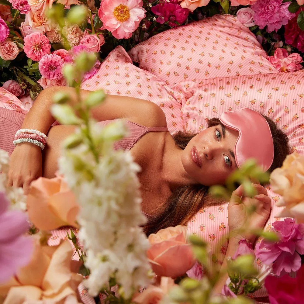 Hodvábna obliečka na vankúš 51x76 cm Petal – slip