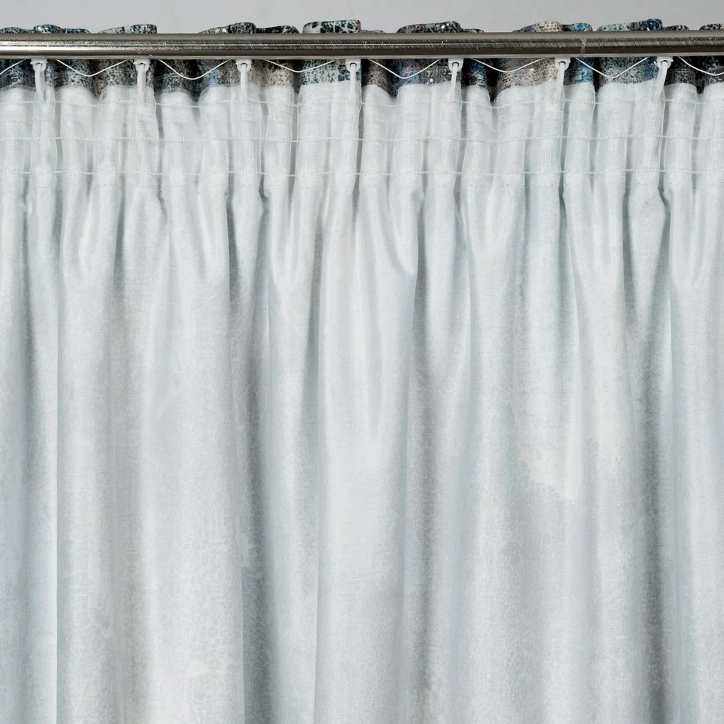 ZATEMŇOVACÍ ZÁVES NA PÁSKE ESTER 140X270 CM VZOROVANÁ