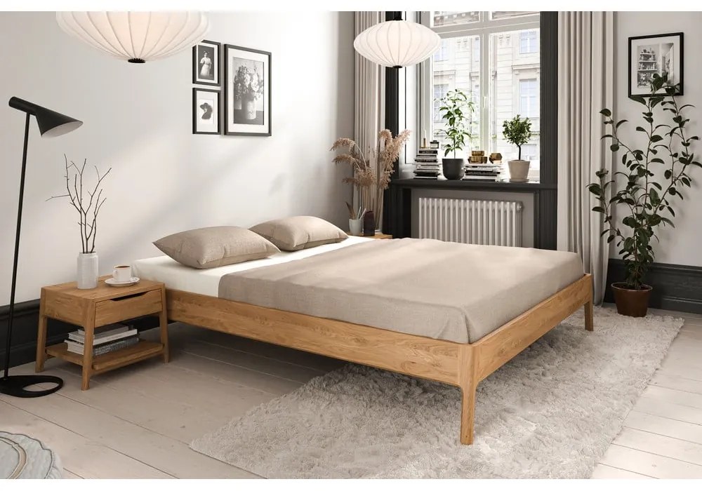 Dvojlôžková posteľ z dubového dreva v prírodnej farbe 200x200 cm Twig – The Beds