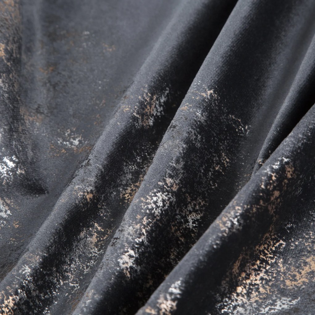 ZATEMŇOVACÍ ZÁVES NA PÁSKE MARIELA 140X270 CM VZOROVANÁ