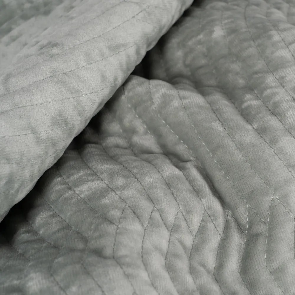 Sivozelený zamatový prešívaný pléd 180x260 cm – Ixia