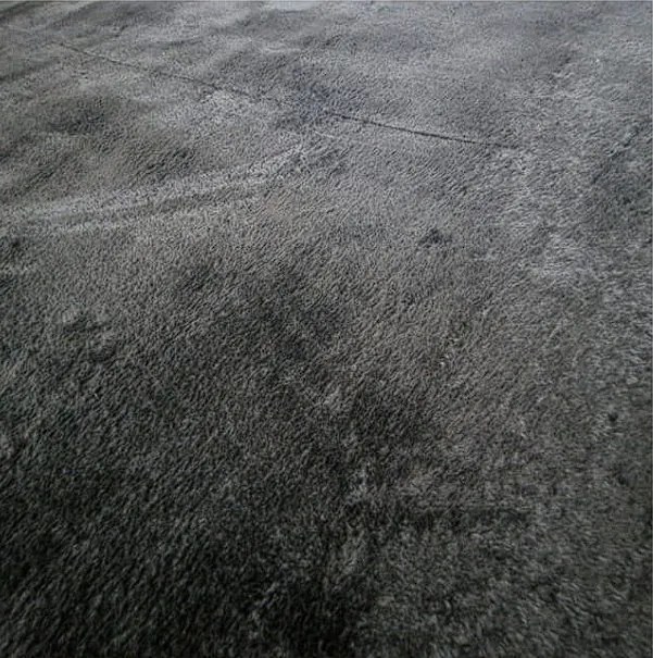 HU Koberec Plush Deluxe Antracitový Rozmer: 60x100 cm