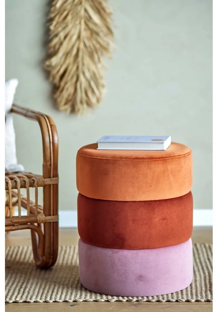 Zamatový taburet Bilbao – Bloomingville