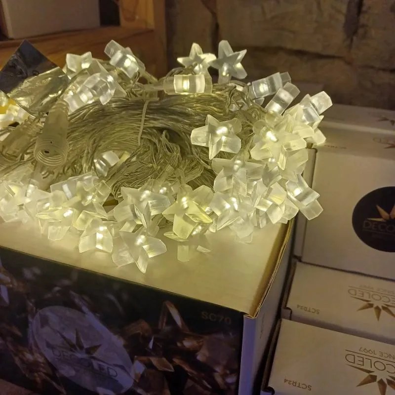 DECOLED Dekorativní světelný řetěz,70 LED, 10,5 m