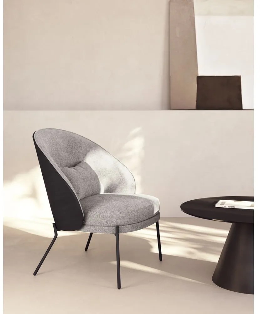 Čierno-sivé kreslo Eamy – Kave Home