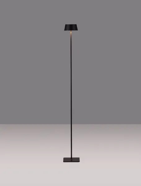 Vonkajšia stojaca lampa Persea