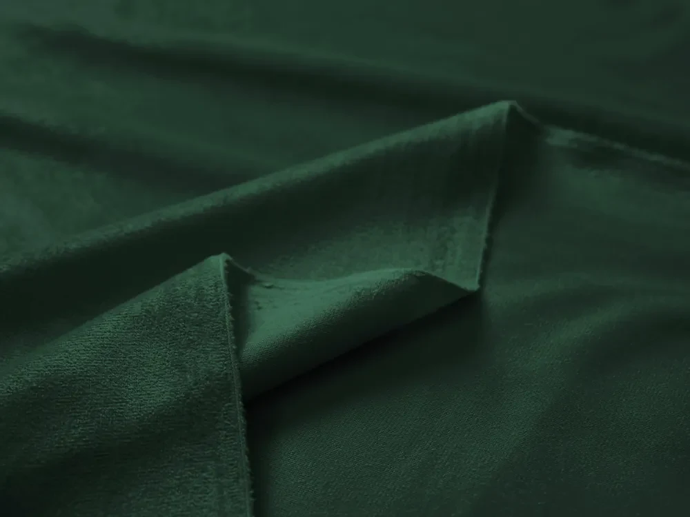 Biante Zamatový záves Velvet Prémium SVP-012 Zelený - šírka 135 cm 135x210 cm