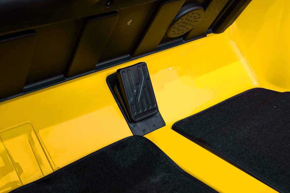 Ramiz Mercedes-Benz GT63 AMG elektrické autíčko pre deti žlté