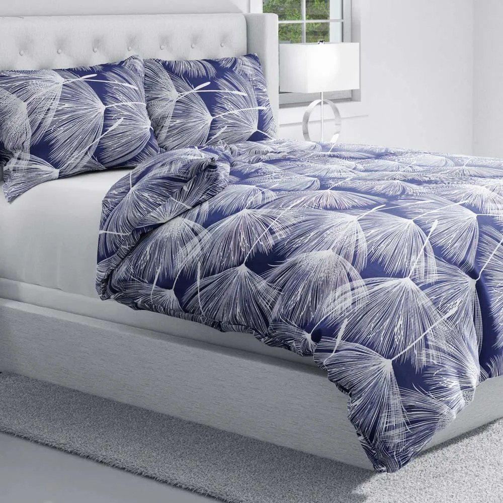 Biante Bavlnené posteľné obliečky Sandra SA-414 Biele abstraktné páperie na modrom Predĺžené 140x220 a 70x90 cm