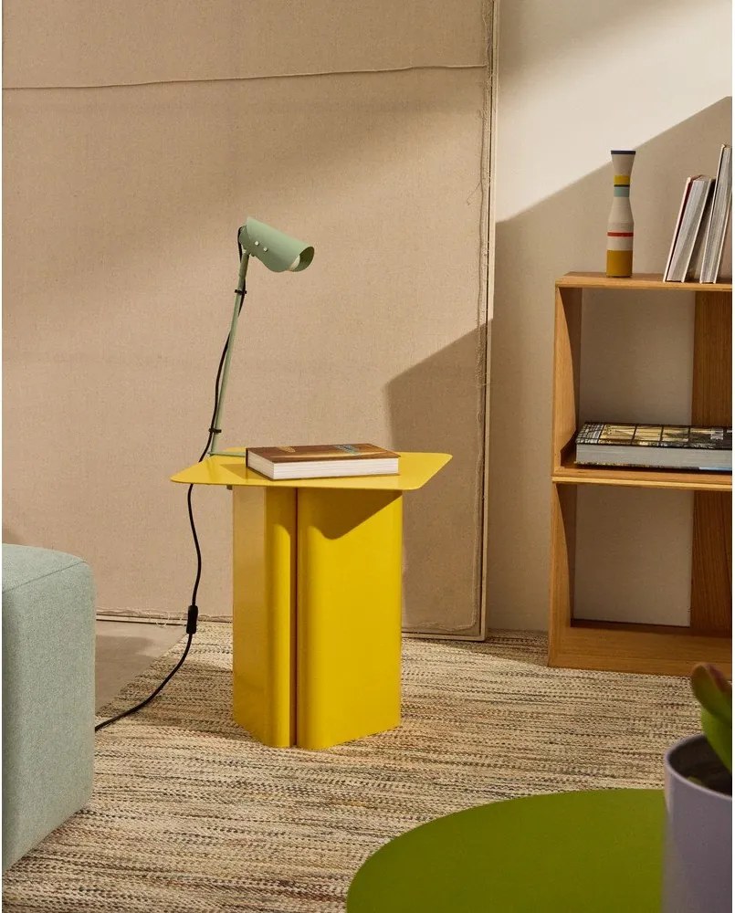 Zelená kovová stolová lampa s klipom (výška 51 cm) Jula – Kave Home