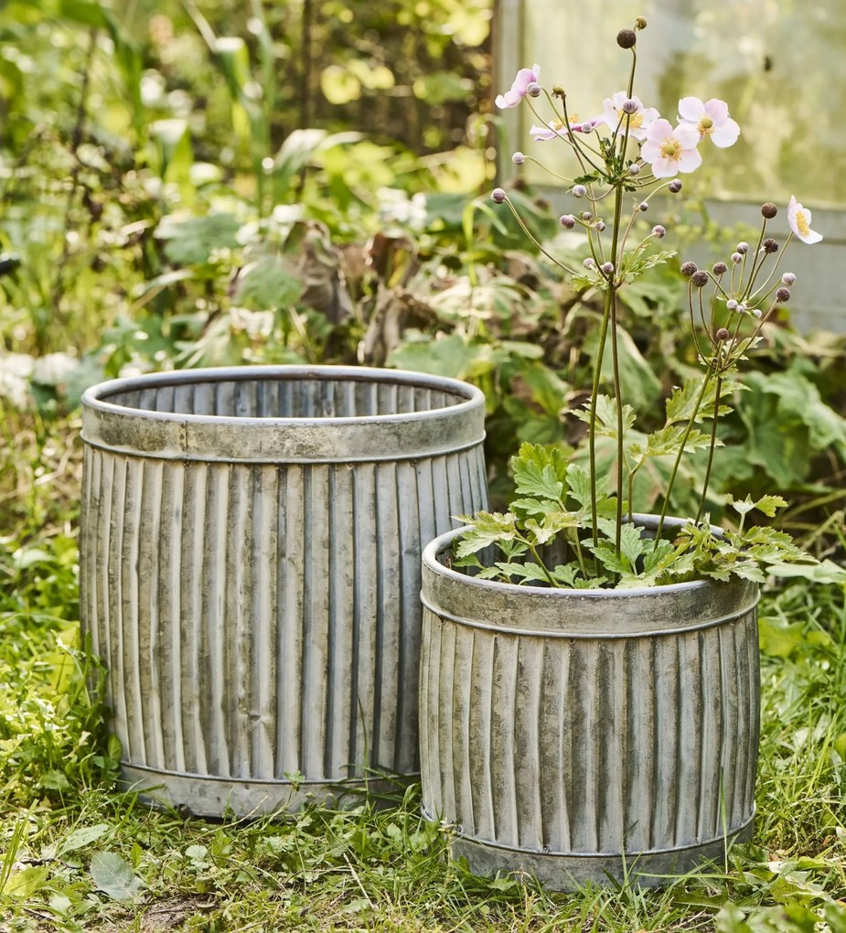 Ib Laursen Plechový obal na kvetiny Urban Garden Grooves Väčší