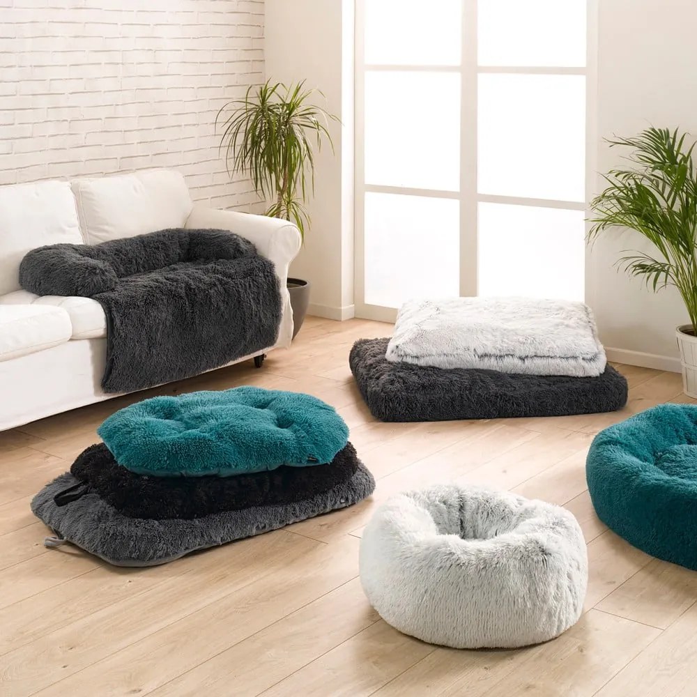 Biely pelech pre psa 80x60 cm Fluffy Heather – Love Story