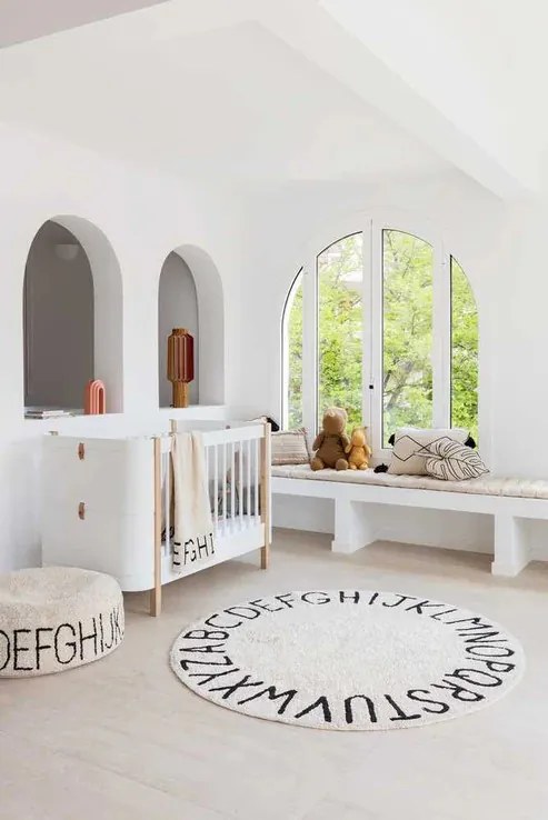 Lorena Canals, Ručne tkaný kusový koberec Round ABC Natural-Black, 150x150 (priemer) kruh, biela, detská izba